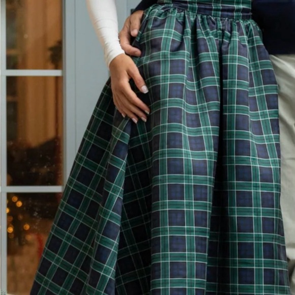 Henry Duvall Chic Plaid A-Line Skirt in Tartan plaid Green and Blue - Picture 4 of 6